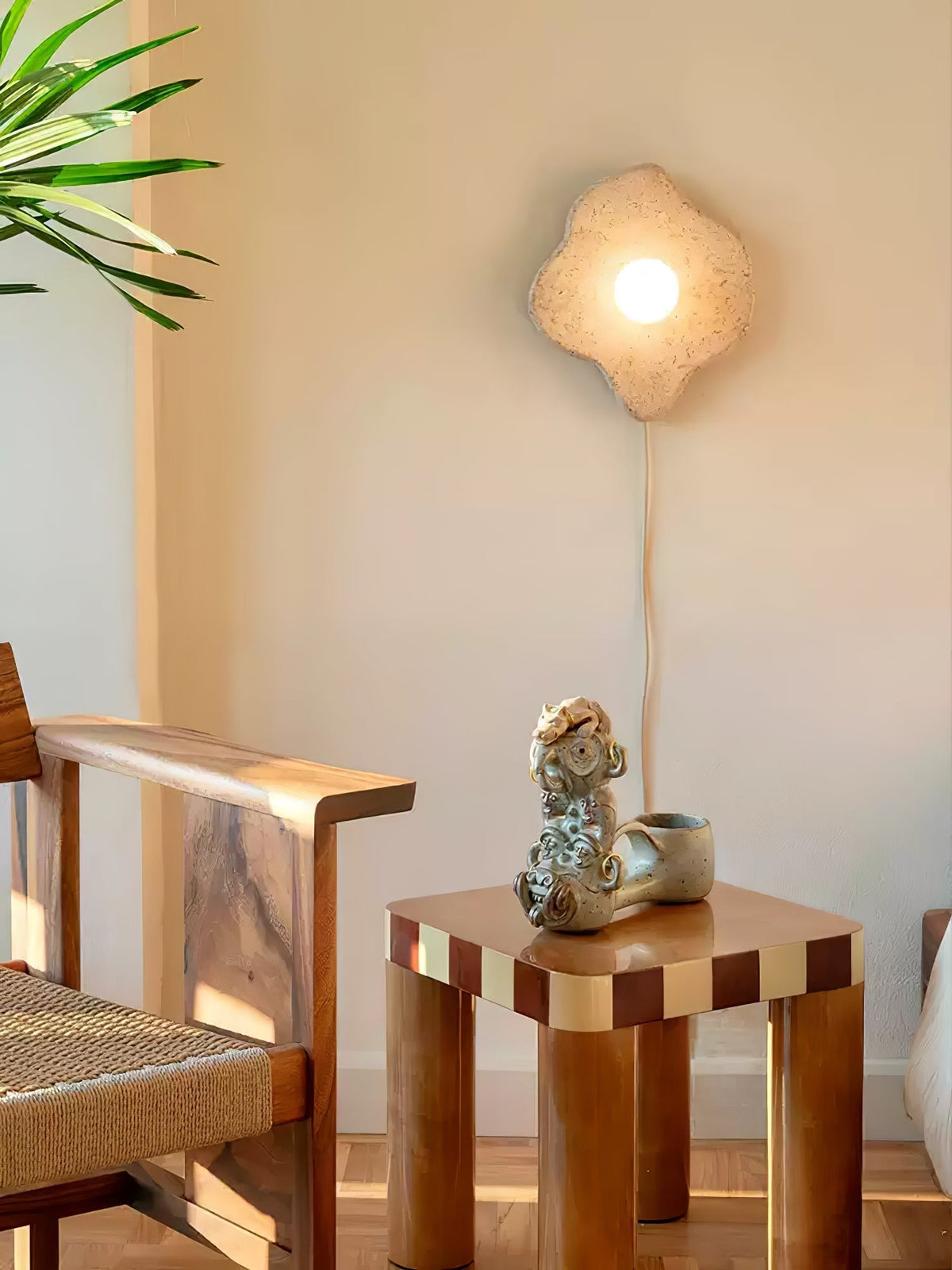 Bloom Rustic Marmor-Wandleuchte
