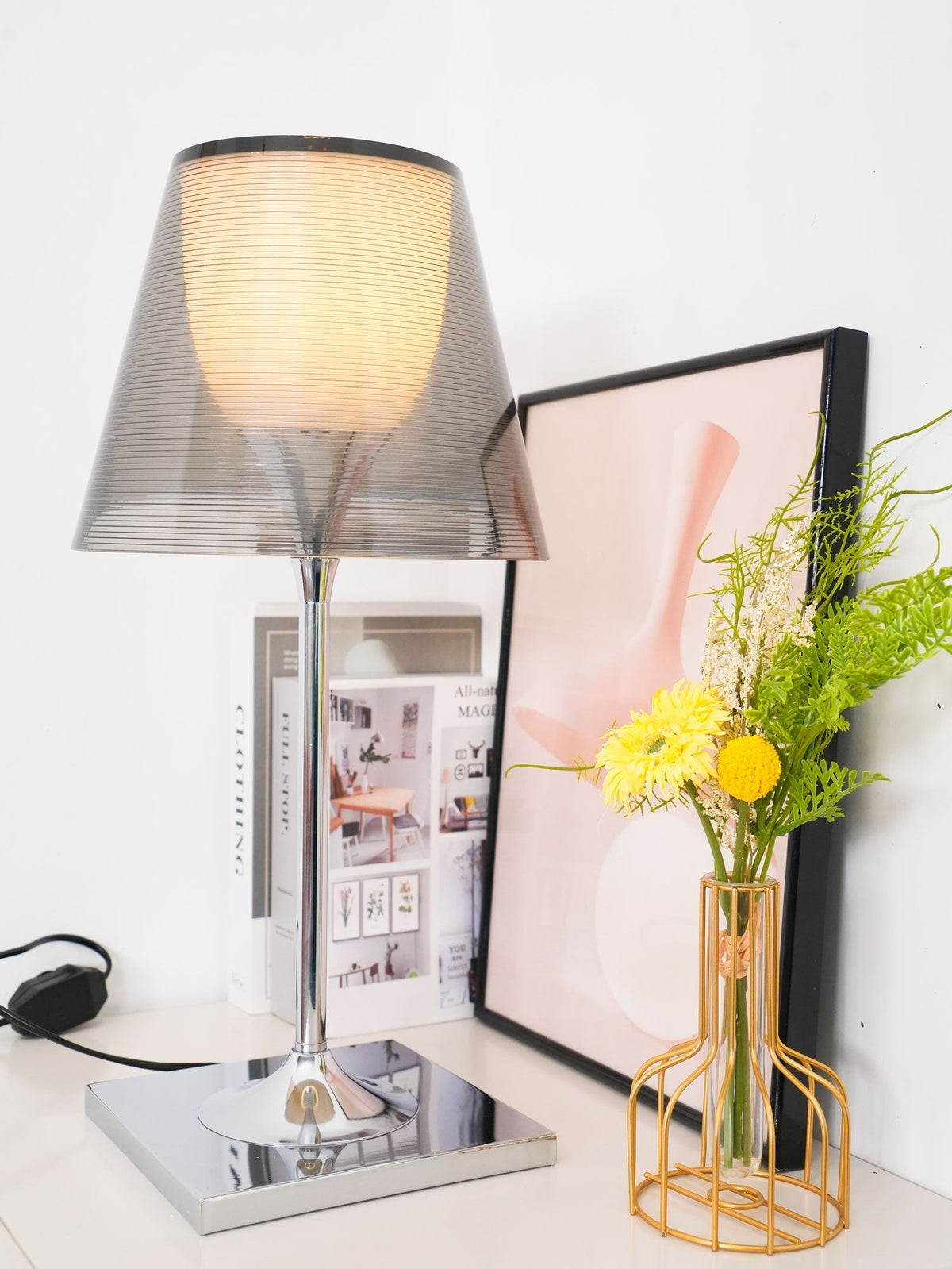Bravon Kunststoff-Tischlampe