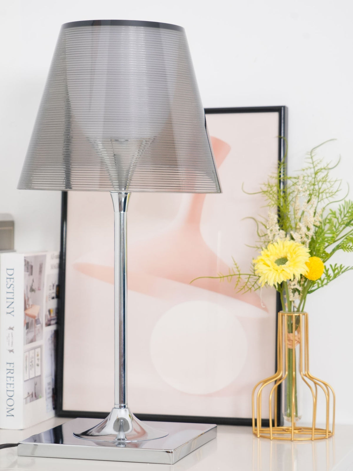 Bravon Kunststoff-Tischlampe