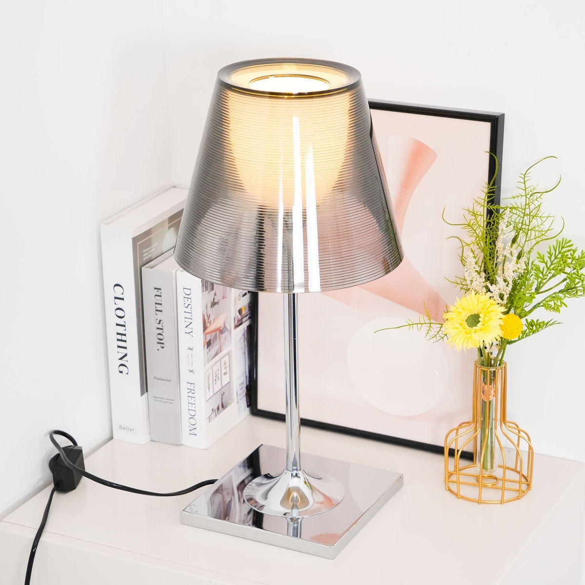 Bravon Kunststoff-Tischlampe