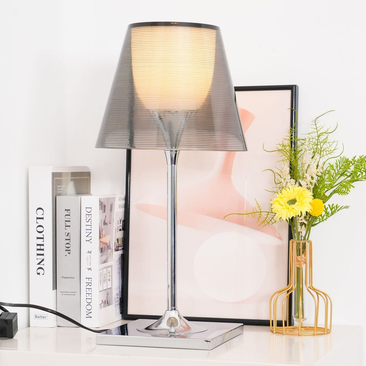 Bravon Kunststoff-Tischlampe