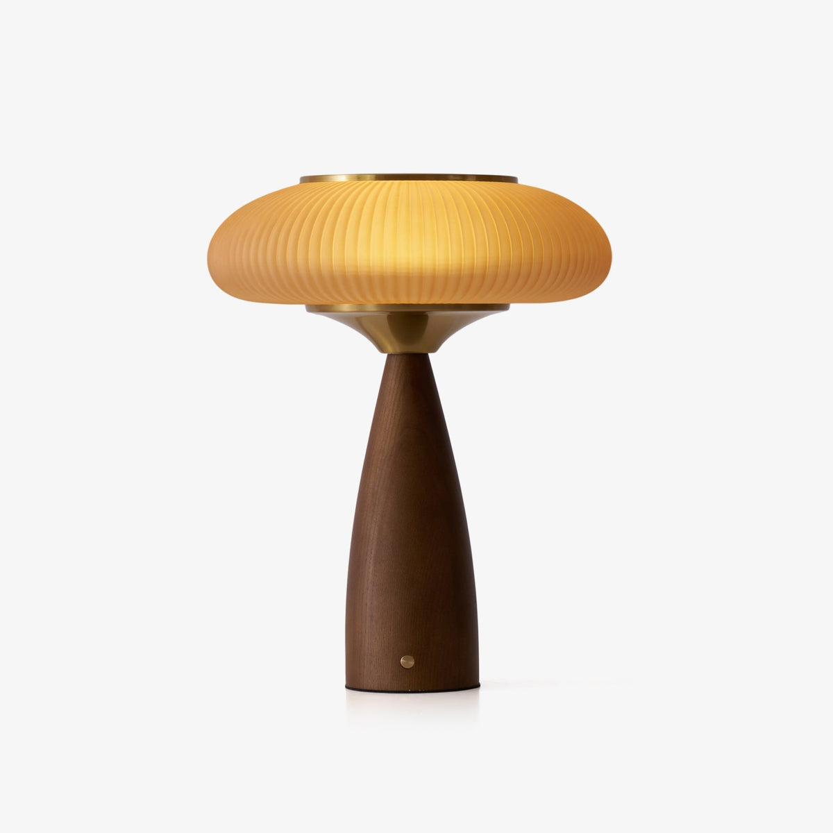 Syleena Tischlampe aus Holz im skandinavischen Stil