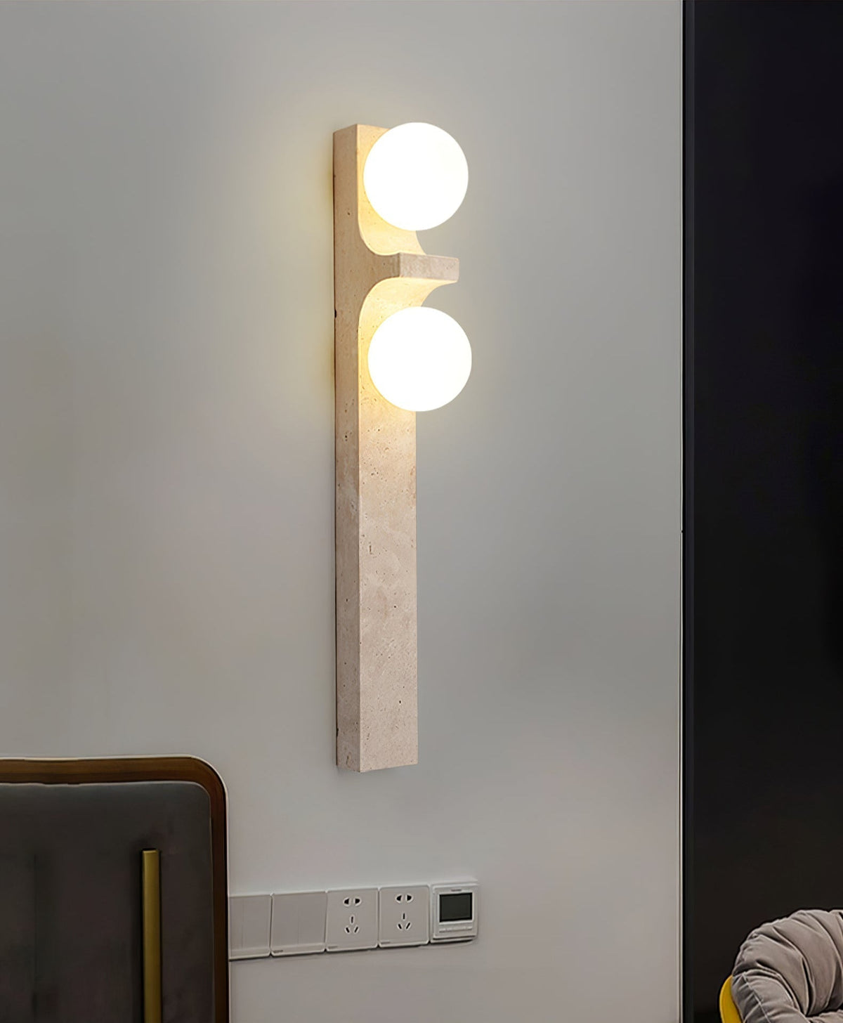 Umiren Travertine-Wandleuchte