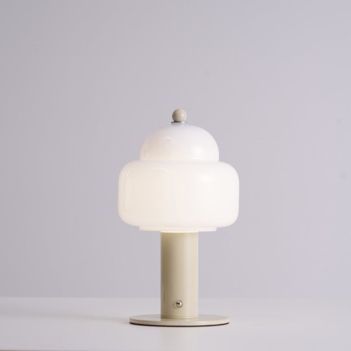 Avenaella moderne Tischleuchte