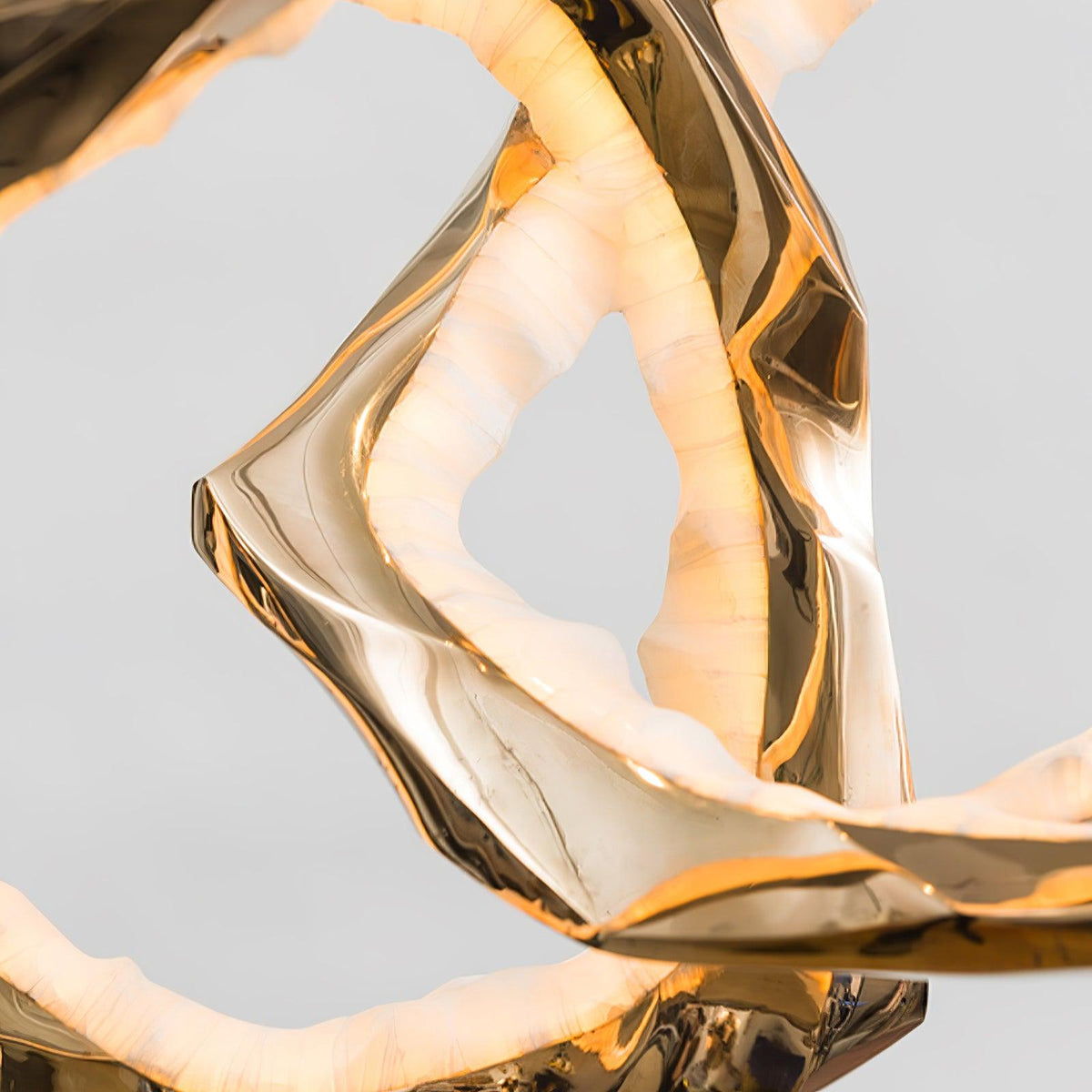Aballs Kronleuchter Cloud Rings Series in Messing