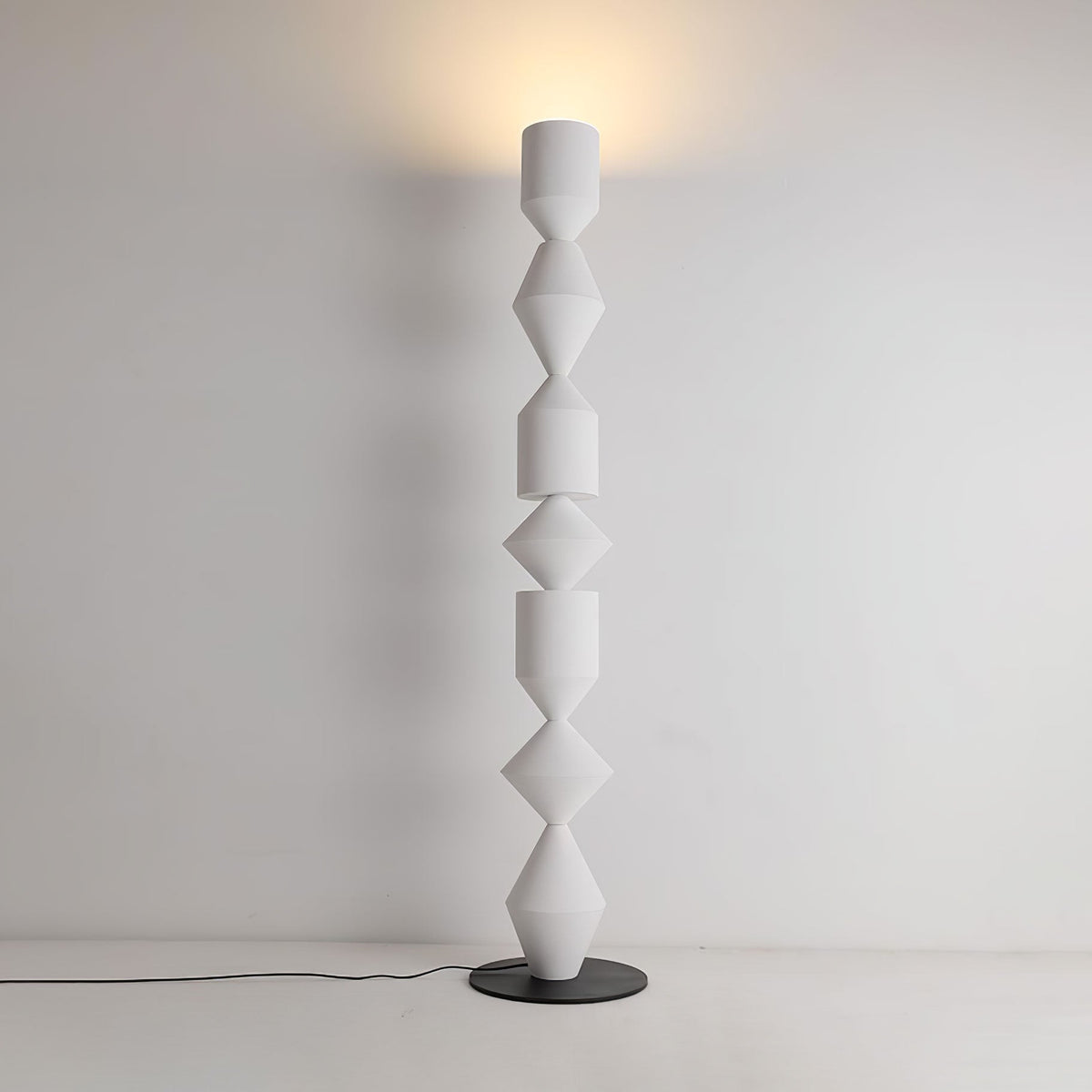 Drisen Minimalistische Stehleuchte aus Holz