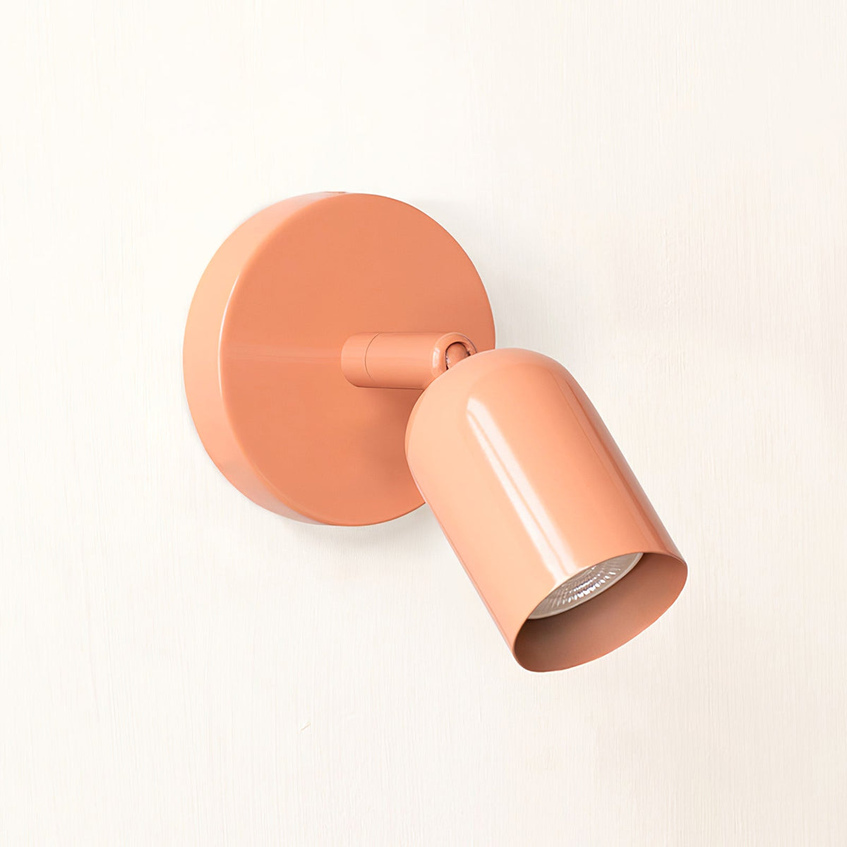 Keveno zeitgenössische minimalistische Wandleuchte mit verstellbarem Lampenschirm