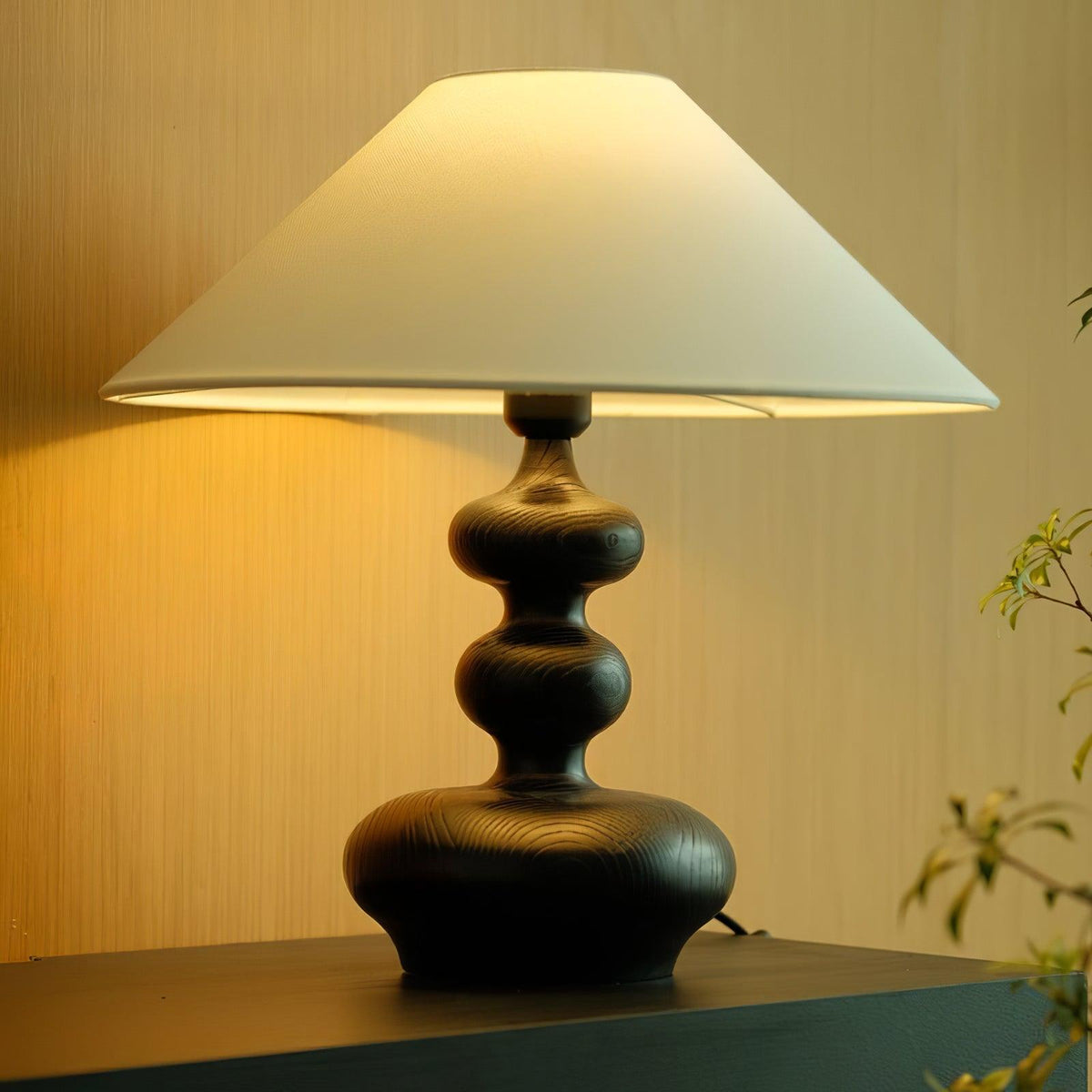 Vominex Tischleuchte aus Holz und Stoff im Vintage-Stil