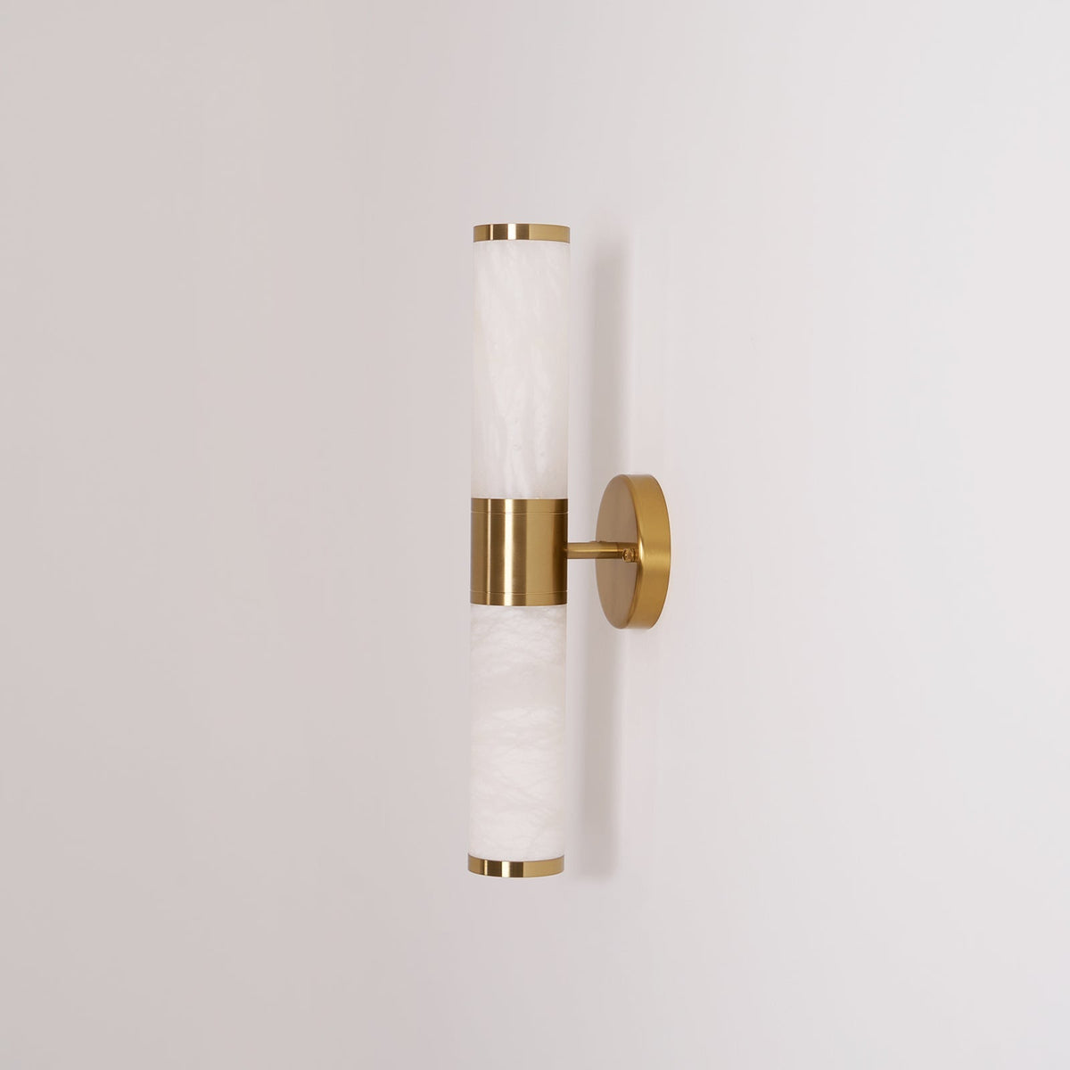 Tira Minimalistische Wandleuchte aus Alabaster