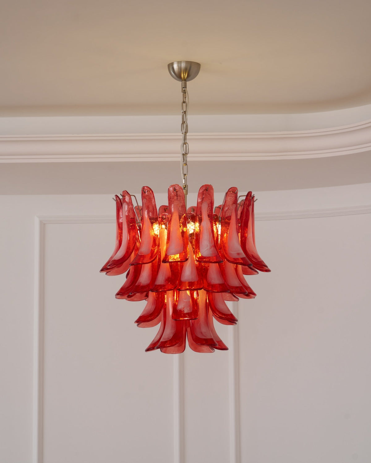 Celoelle Kronleuchter Karmesin Murano-Glasblüten geschichtet Vintage