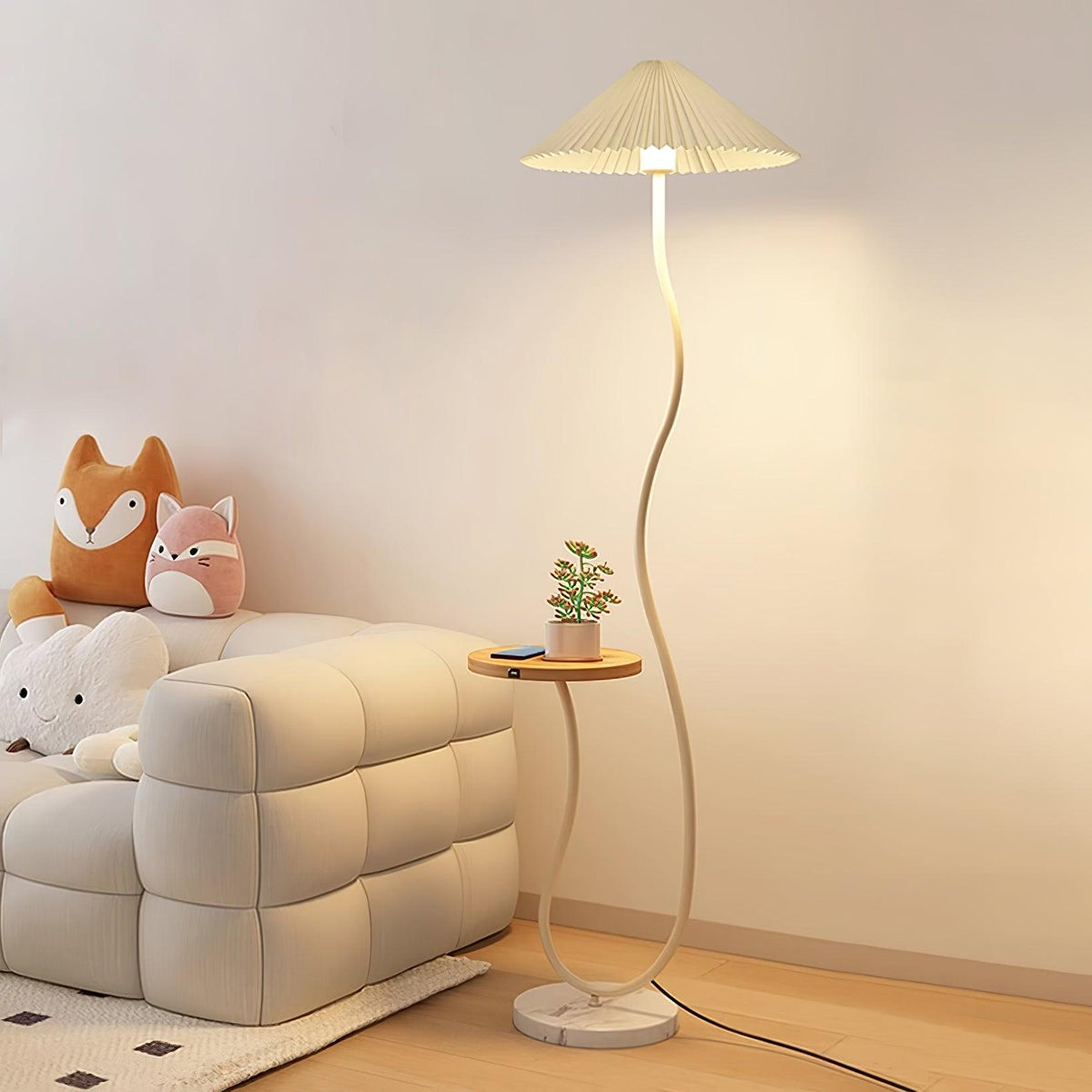 Ghel Minimalistische Stehleuchte aus Holz