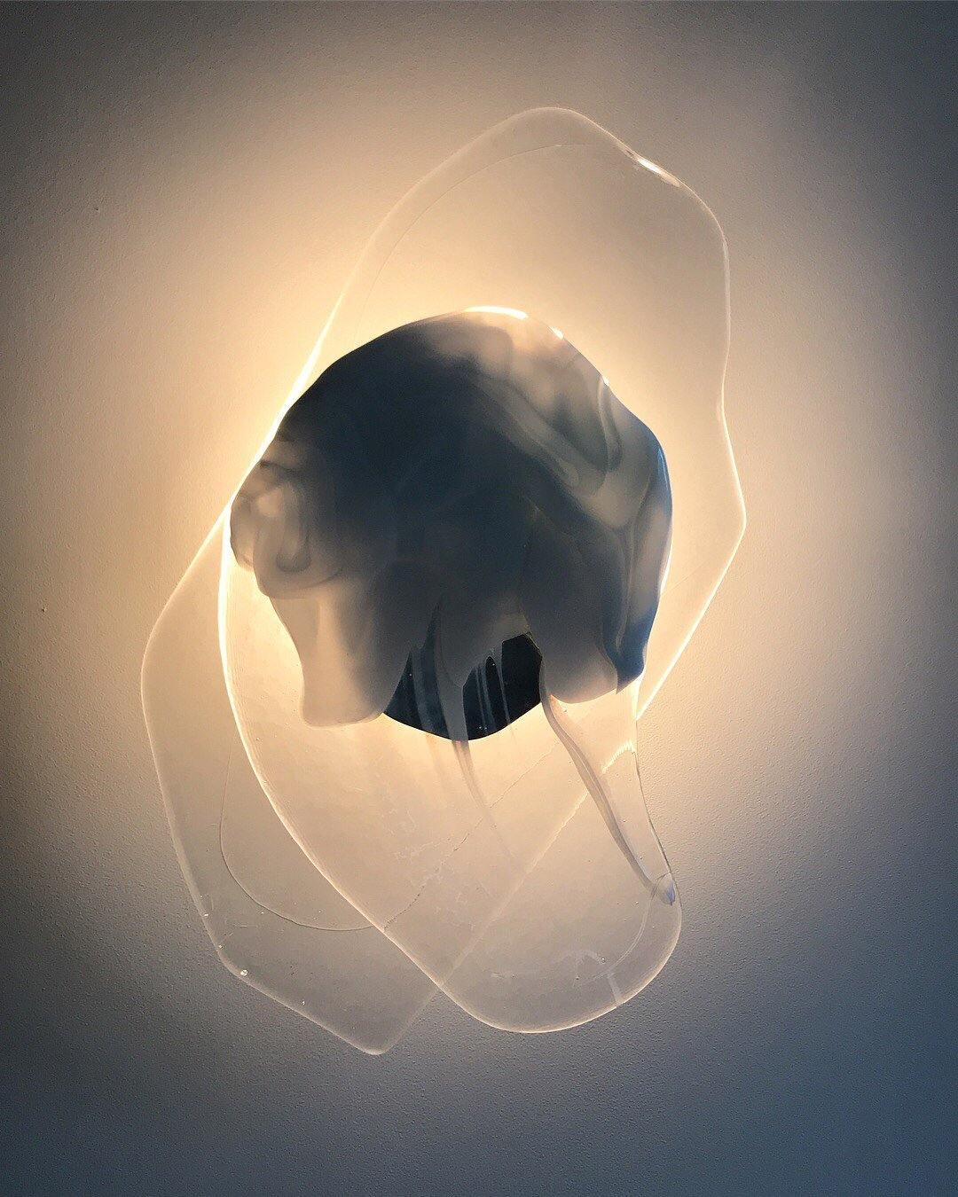 Gana Premium skandinavische Kunstglas-Wandleuchte