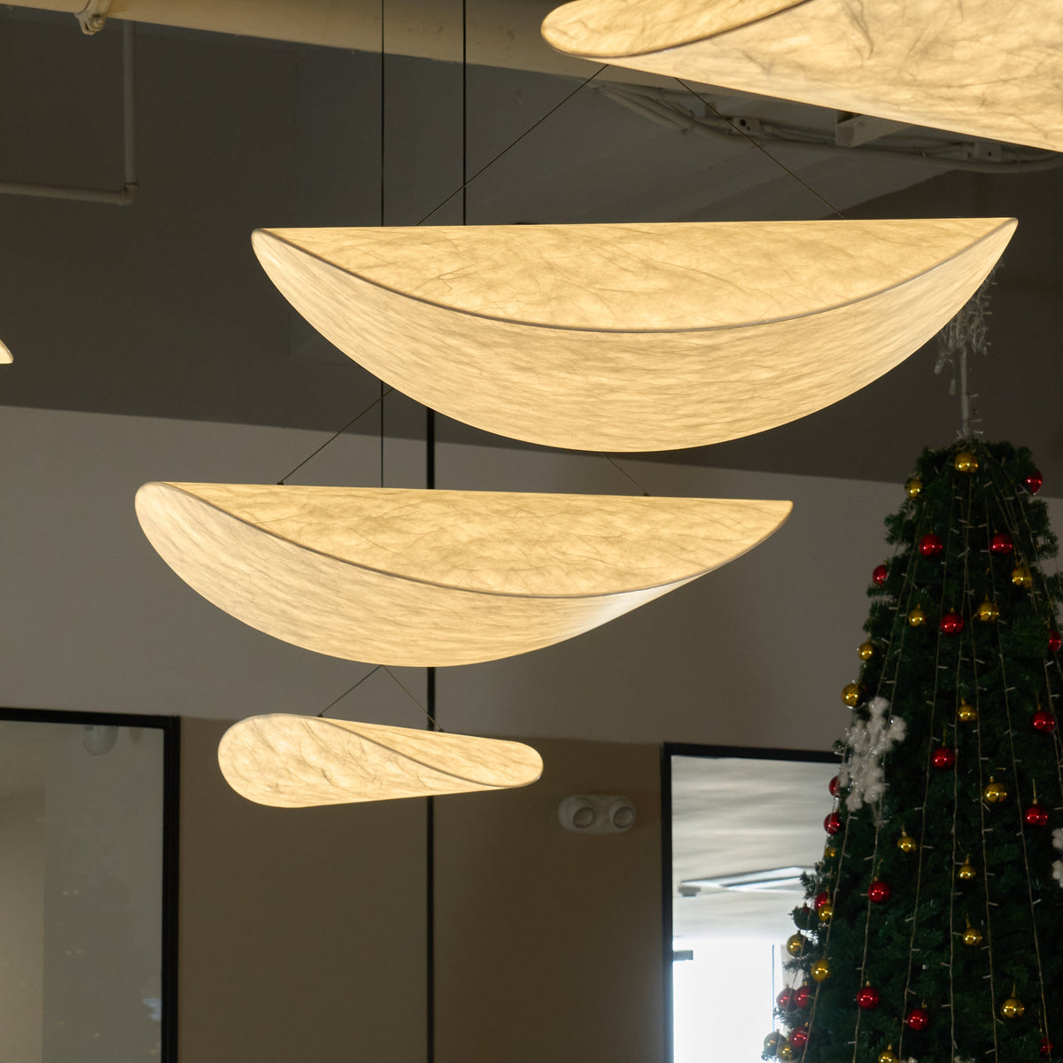 Luminette Minimalistische Seidensatin-Pendelleuchte