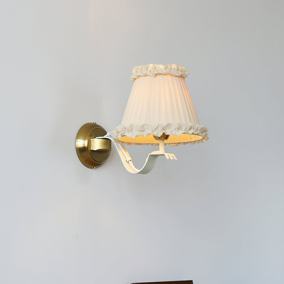 Rosabelle Ruffle Wandleuchte
