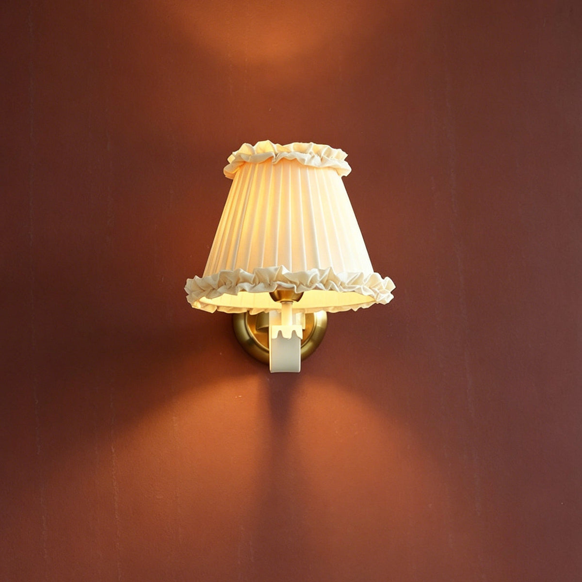 Rosabelle Ruffle Wandleuchte