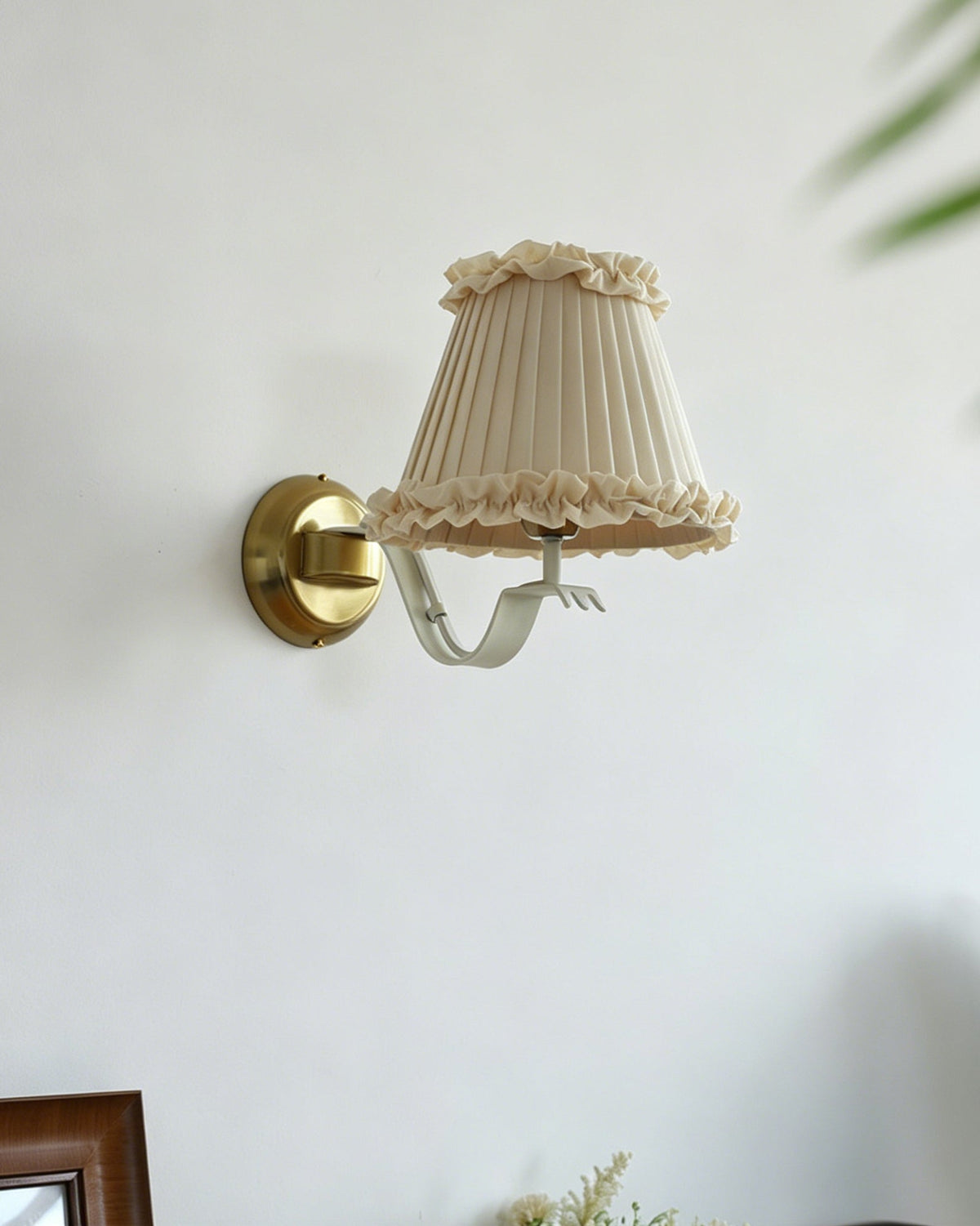Rosabelle Ruffle Wandleuchte