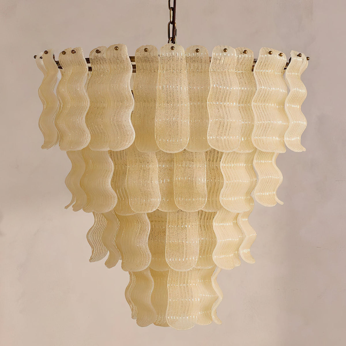 Viraiian Textured Wave Kronleuchter