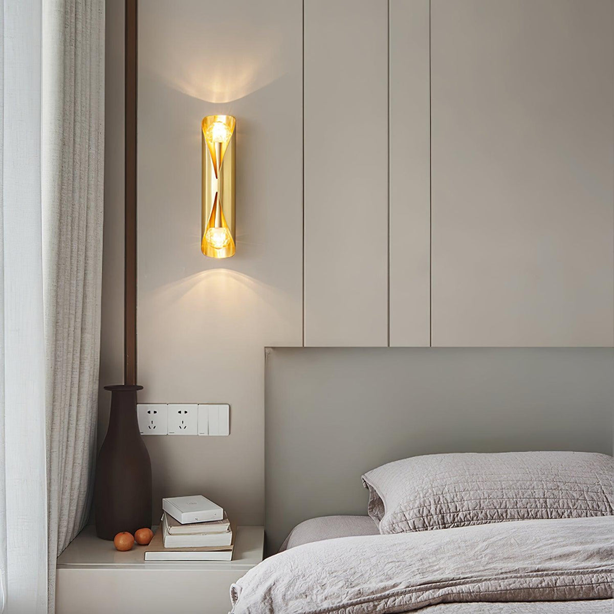 Veyric Diamant-Messing-Wandleuchte