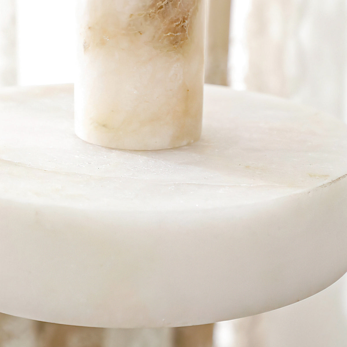 Avenorine Disc Orb Alabaster Pendelleuchte