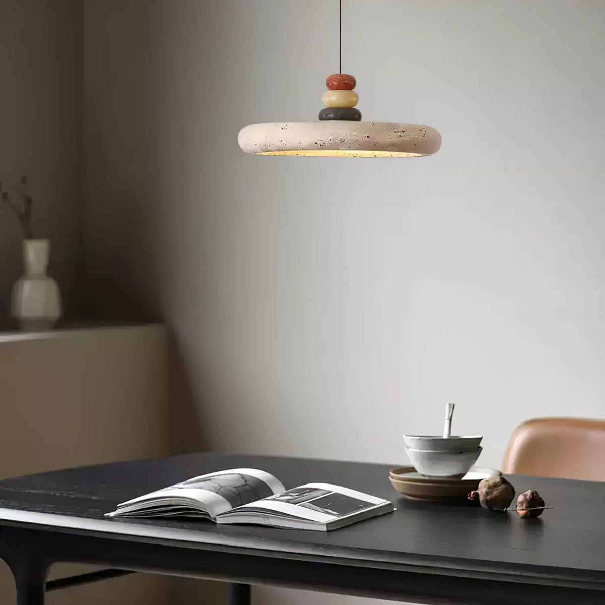 Cuvarora Pendelleuchte aus gelbem Travertin