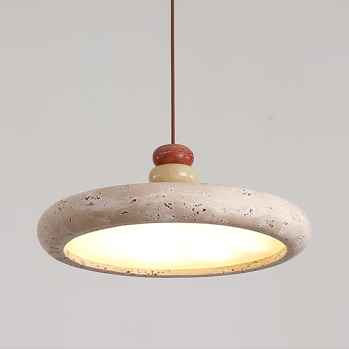 Cuvarora Pendelleuchte aus gelbem Travertin