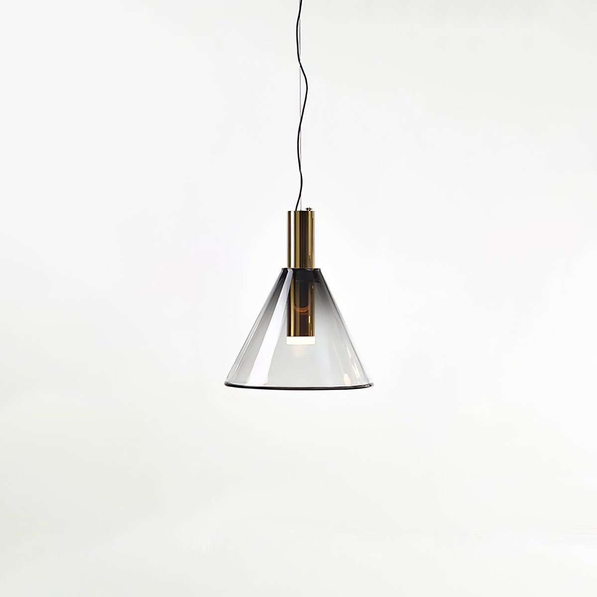 Aeris Minimalistische Pendelleuchte aus Glas