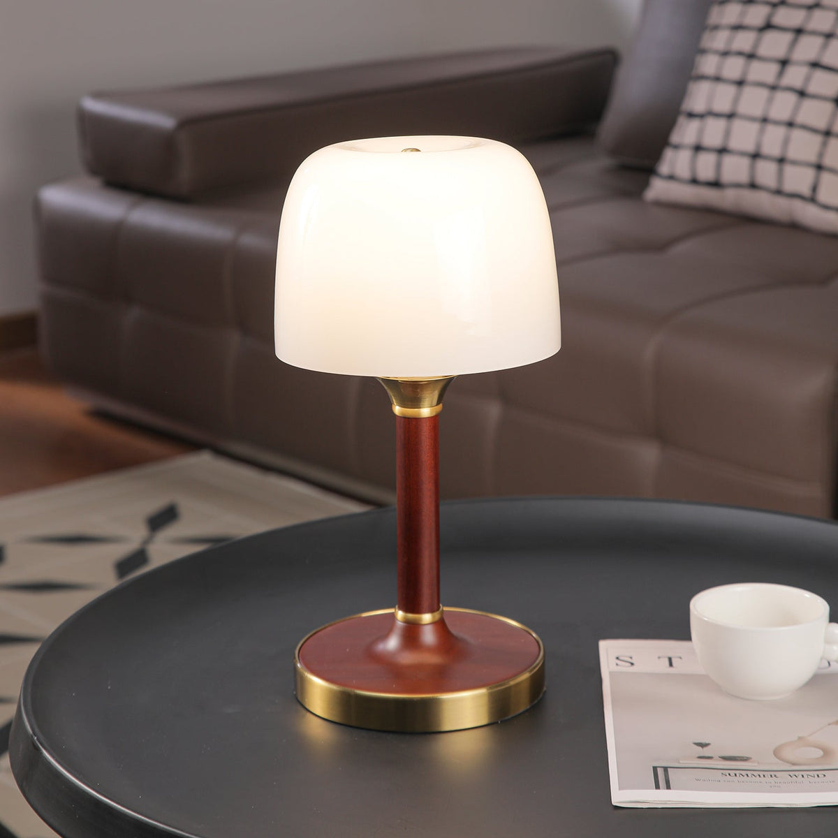 Rinariella Tischlampe aus Holz im Retro-Stil