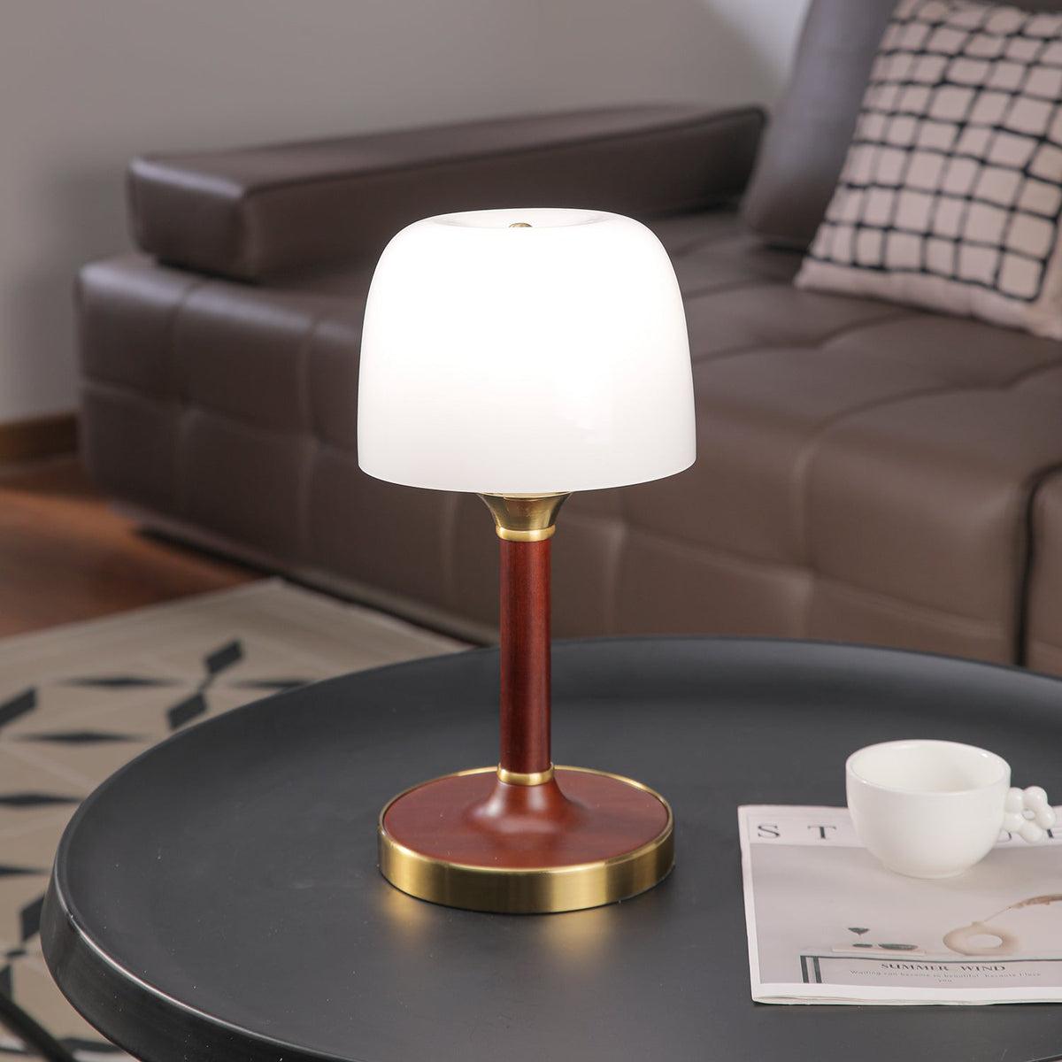 Rinariella Tischlampe aus Holz im Retro-Stil