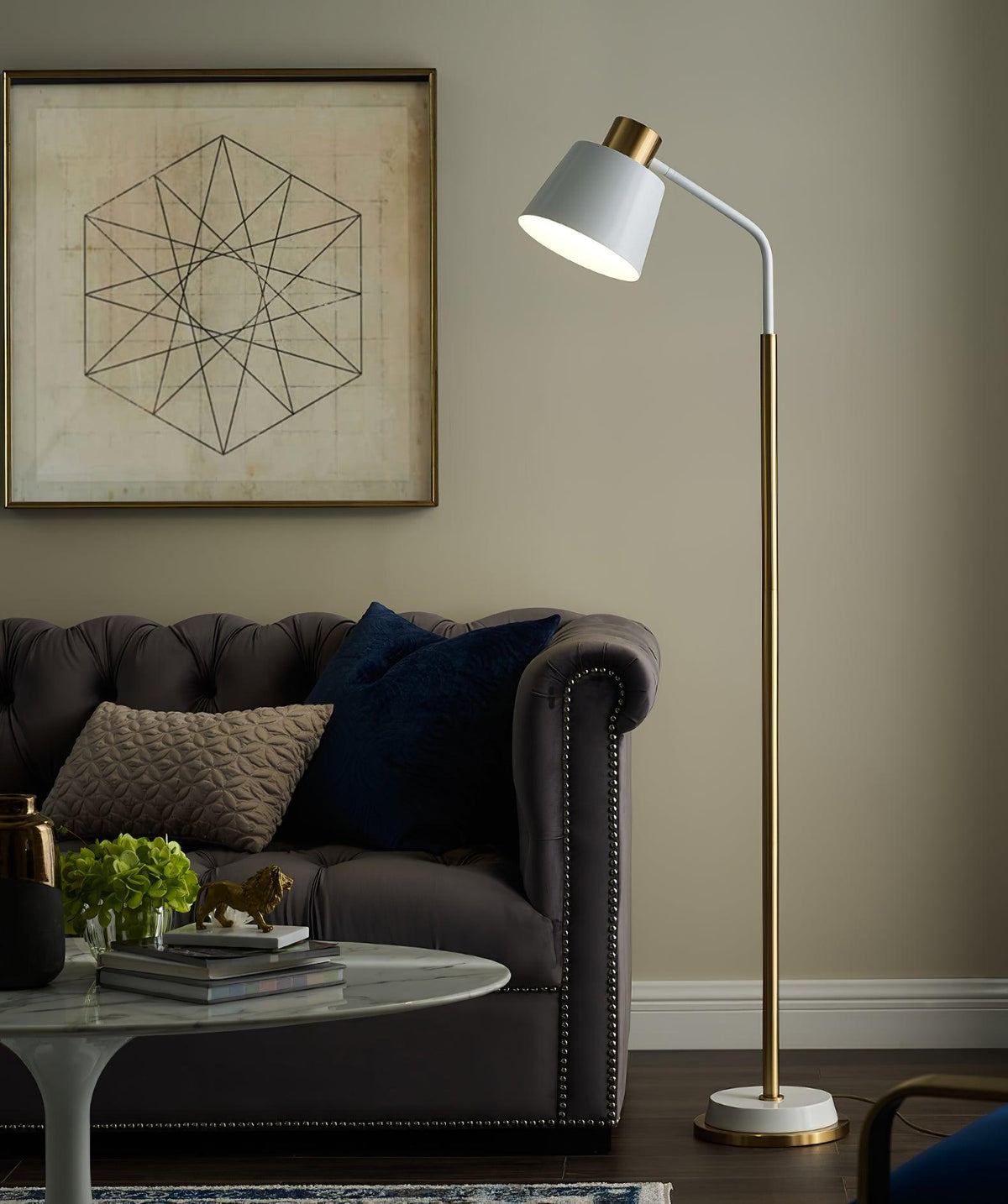 Xildas Schwarz & Gold Minimalistische Stehleuchte