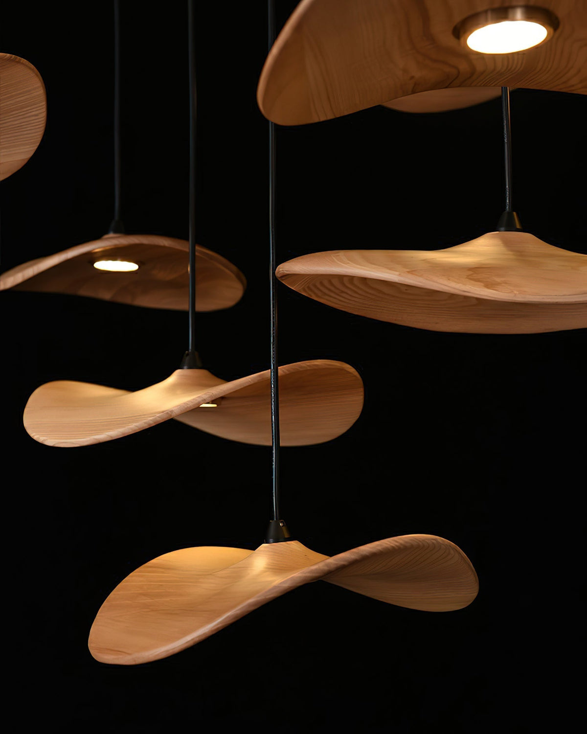 Abbott Kronleuchter zeitgenössisch minimalistisch leerer Blatt Holz