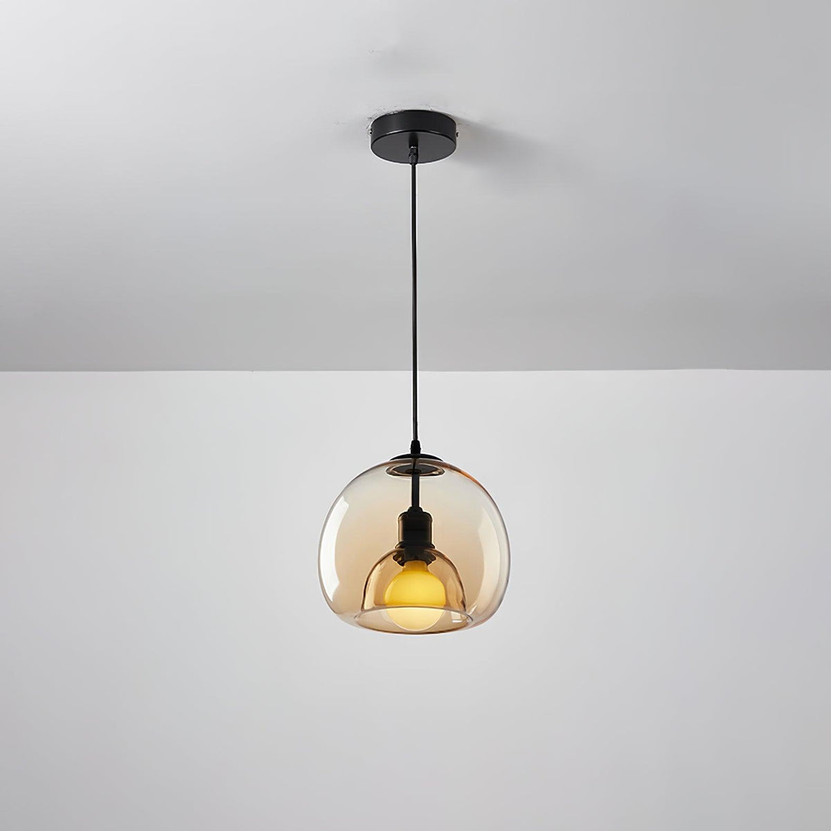 Qev skandinavische Pendelleuchte aus Perlglas