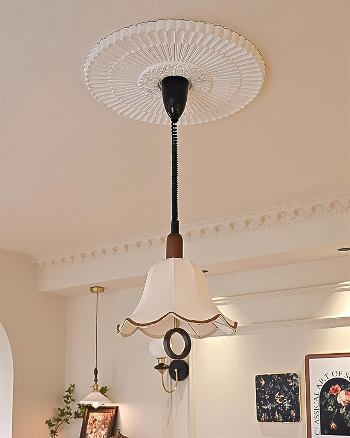 Eurvaryra Pendelleuchte aus Stoff und Holz im klassischen eleganten Stil
