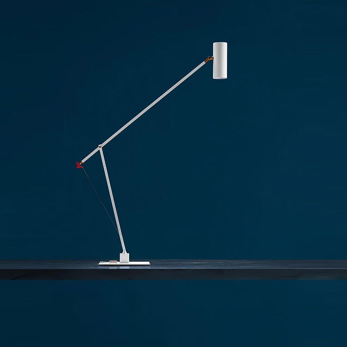 Ember zeitgenössische minimalistische Tischlampe