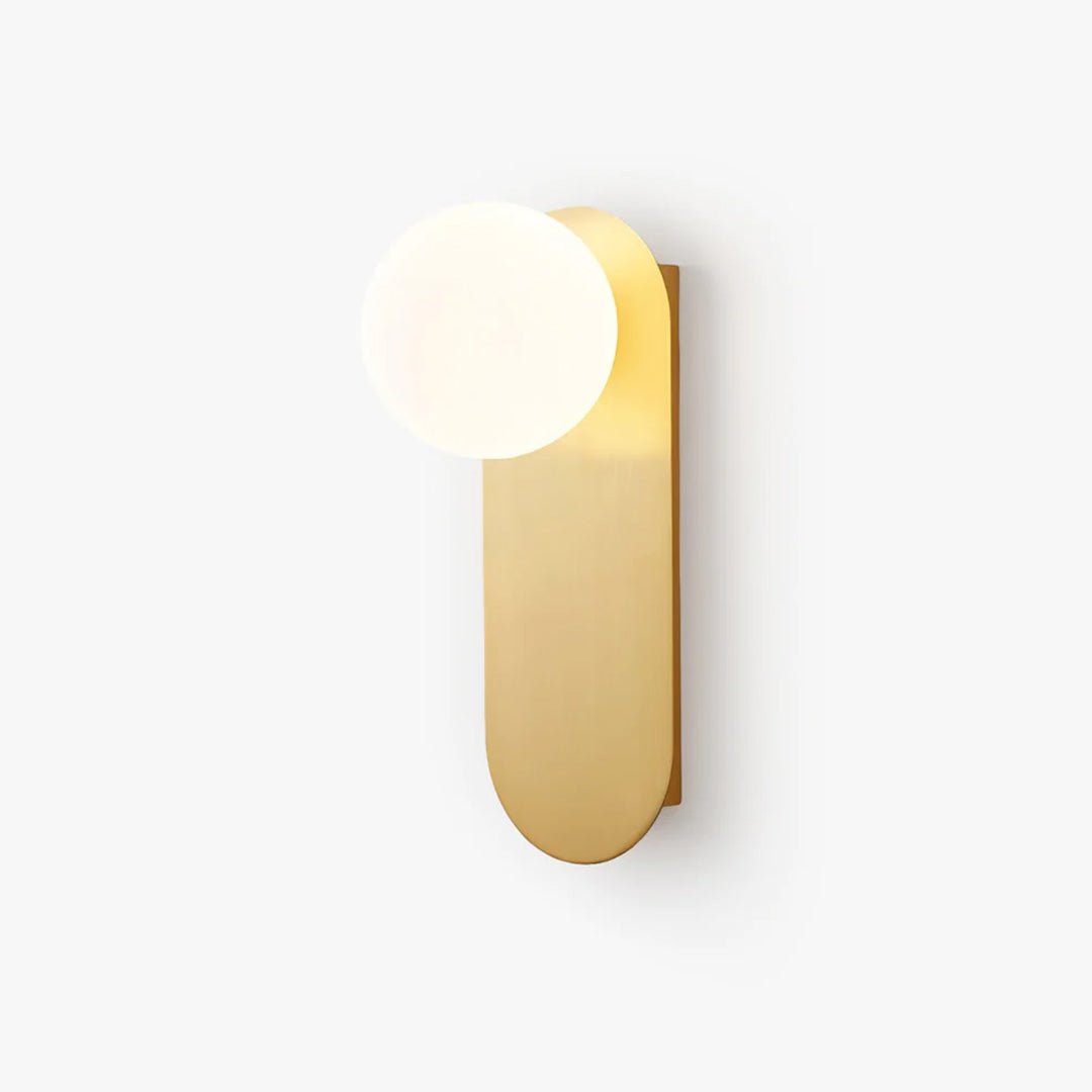 Eiralina flache Basis Kugel Wandleuchte aus Messing und Glas