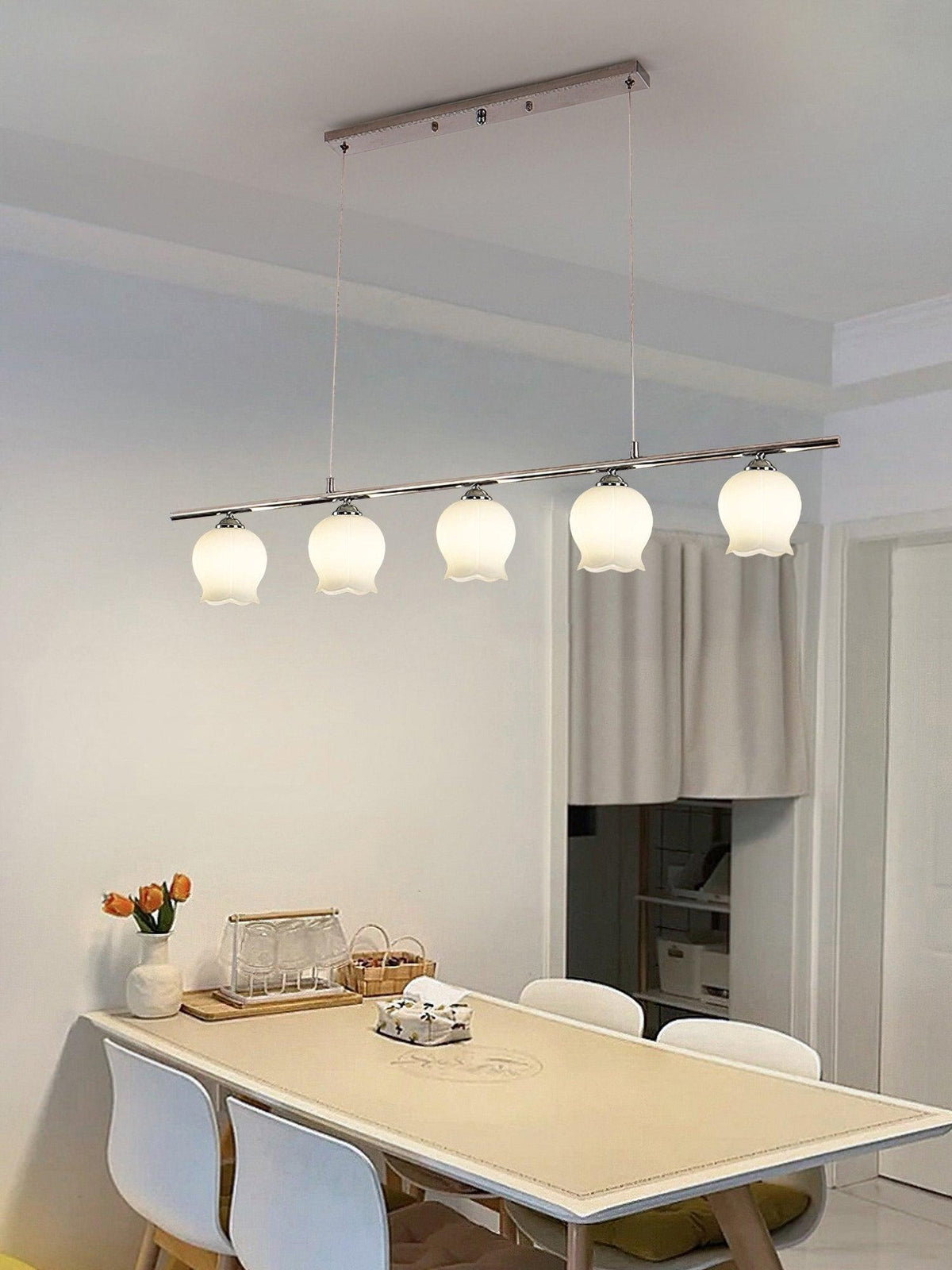 Evenara zeitgenössische minimalistische Pendelleuchte aus Glas mit Blumenmuster