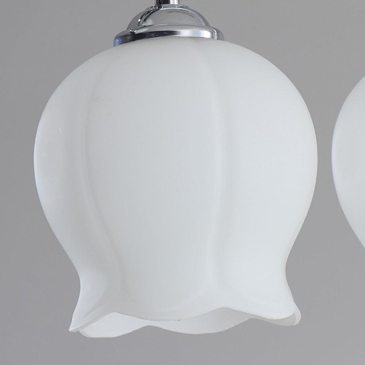 Evenara zeitgenössische minimalistische Pendelleuchte aus Glas mit Blumenmuster