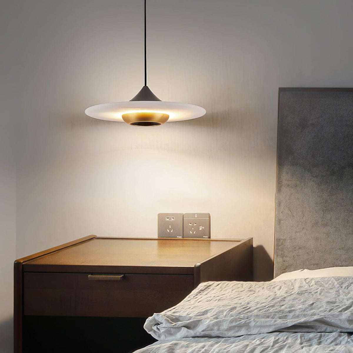 Avelyn Pendelleuchte aus Marmor im Cozy-Design | Gold & Schwarz & Weißer Marmor