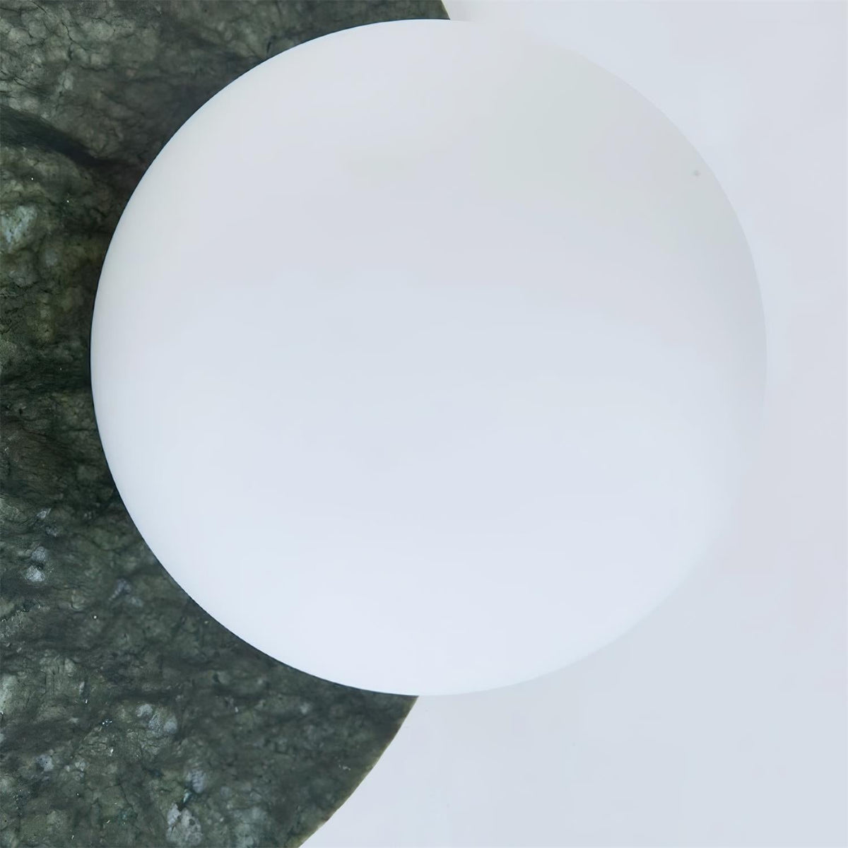 Enox Minimalistische Marmor Globus Wandleuchte