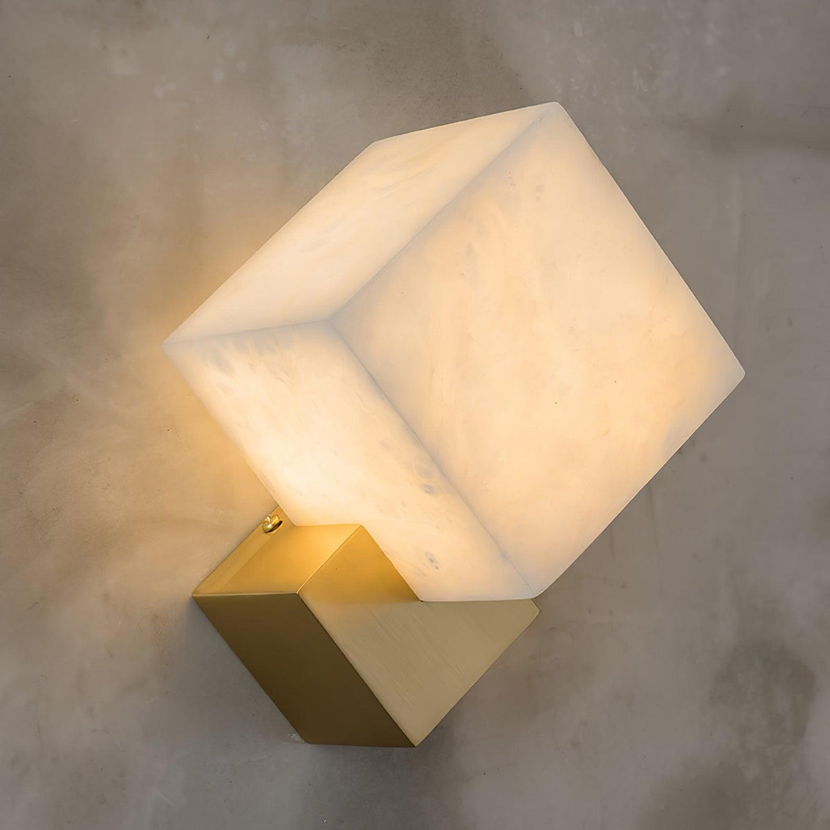 Block Alabaster-Wandleuchte
