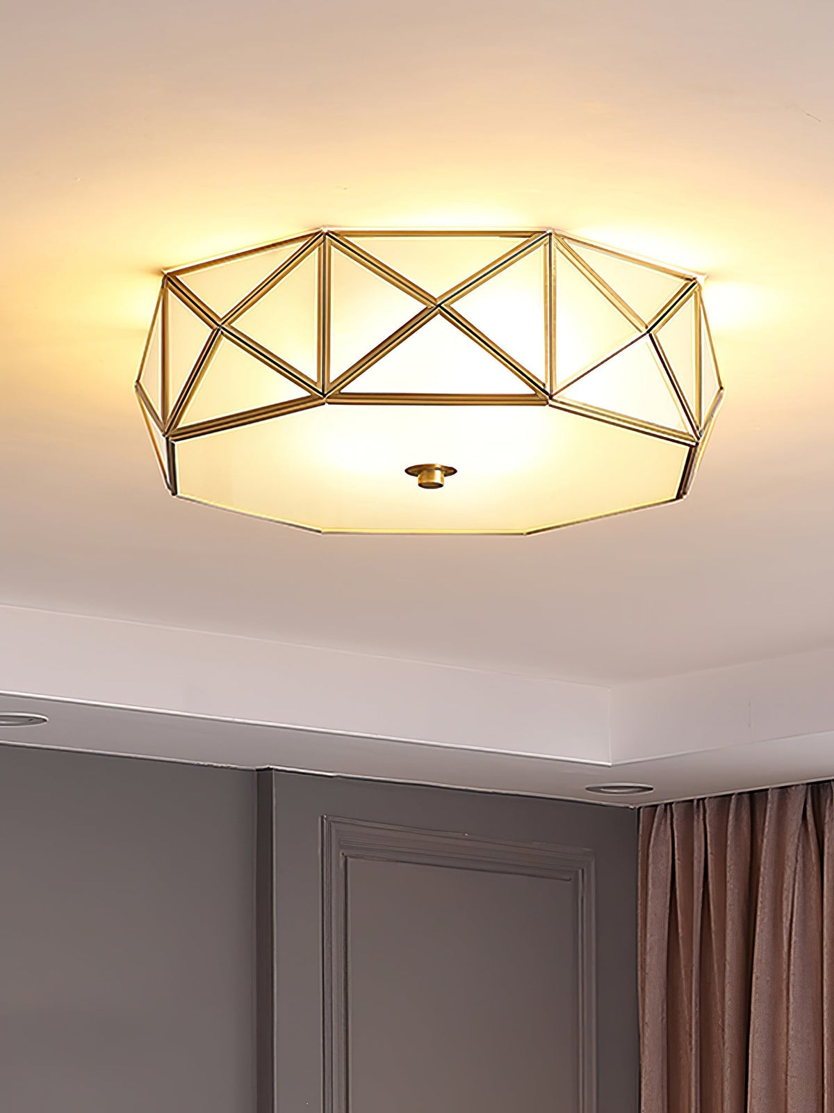 Celivise Geometrische Messing-Glas flache Deckenleuchte