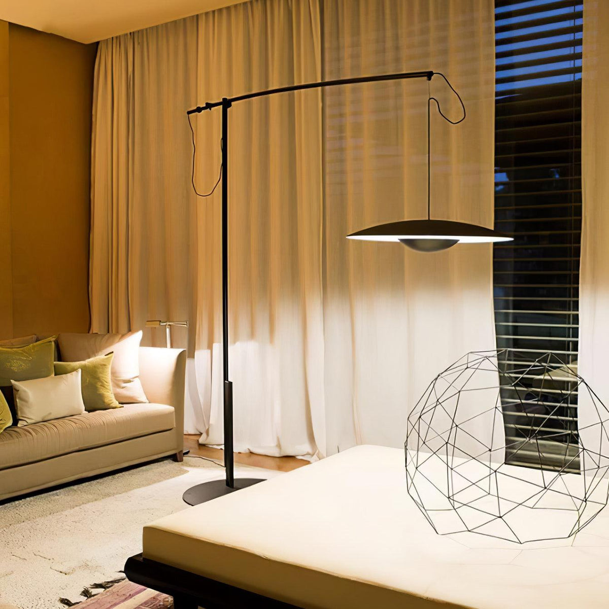 Ferinira Aluminium Minimalistische Stehleuchte