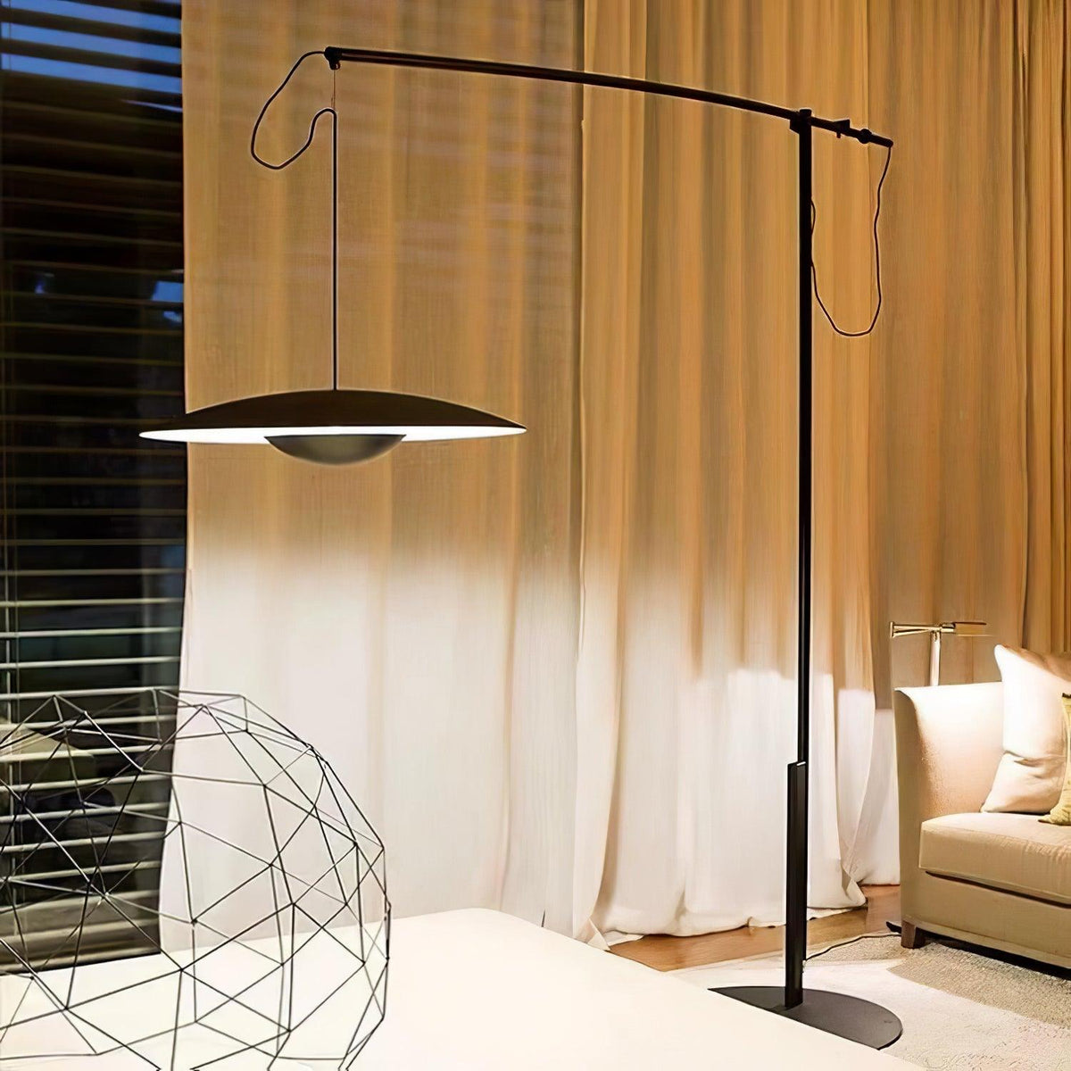 Ferinira Aluminium Minimalistische Stehleuchte