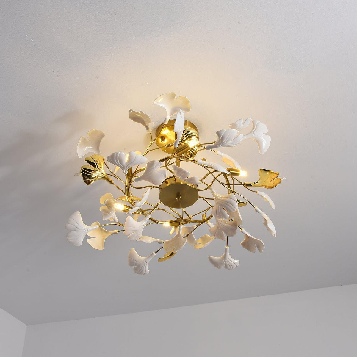 Auriora Pendelleuchte Gingko Keramikblätter Gold