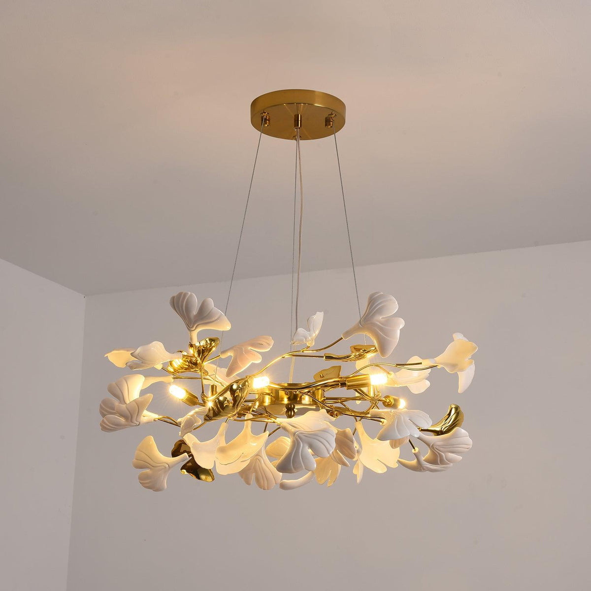 Oden Kronleuchter Ginkgo-Blatt-Keramik-Skulptur