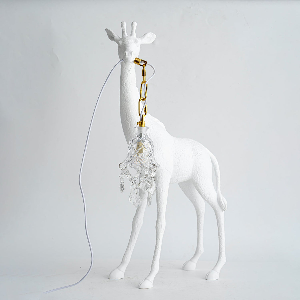 Fexl luxuriöse Giraffe Royale Skulptur-Stehleuchte