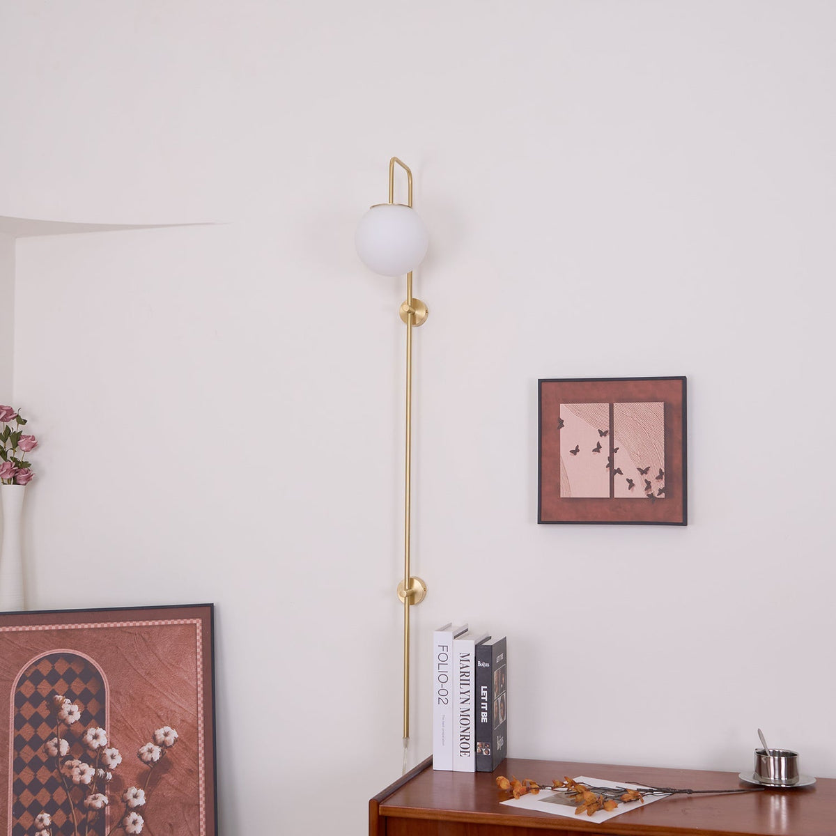 Evshaia Premium Elegance Kugel-Wandleuchte aus Messing mit Glas | US-Stecker