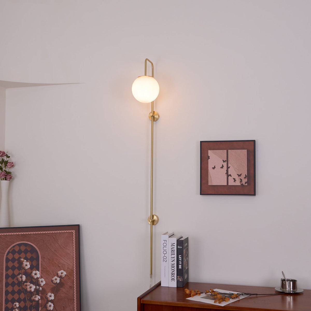 Evshaia Premium Elegance Kugel-Wandleuchte aus Messing mit Glas | US-Stecker