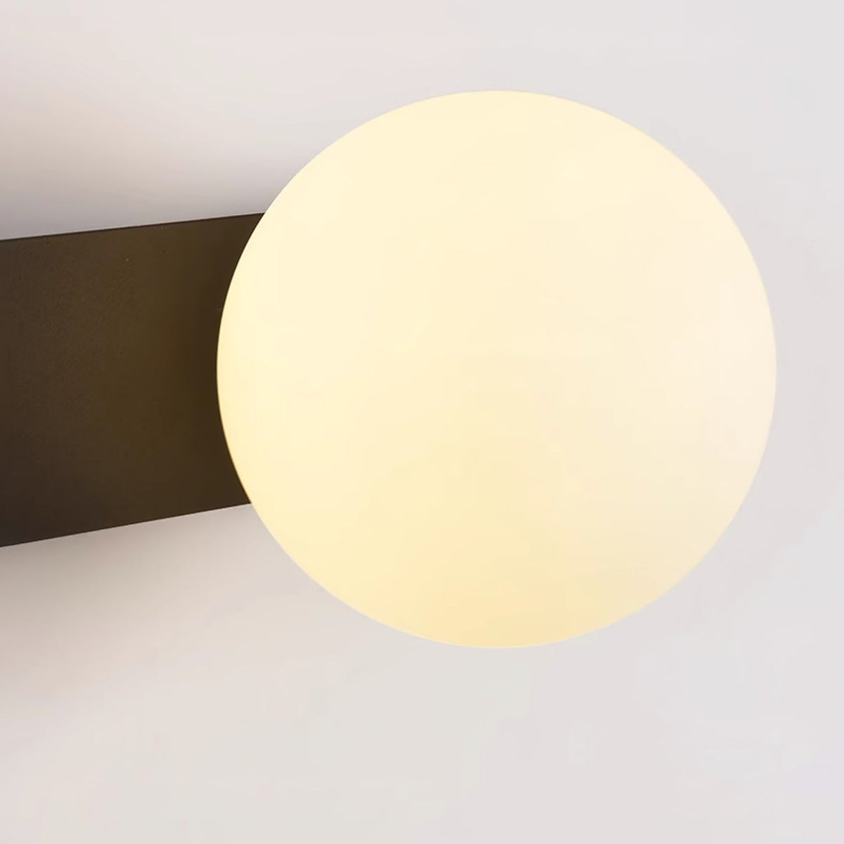Thalior zeitgenössische minimalistische schlanke Glas-Wandleuchte