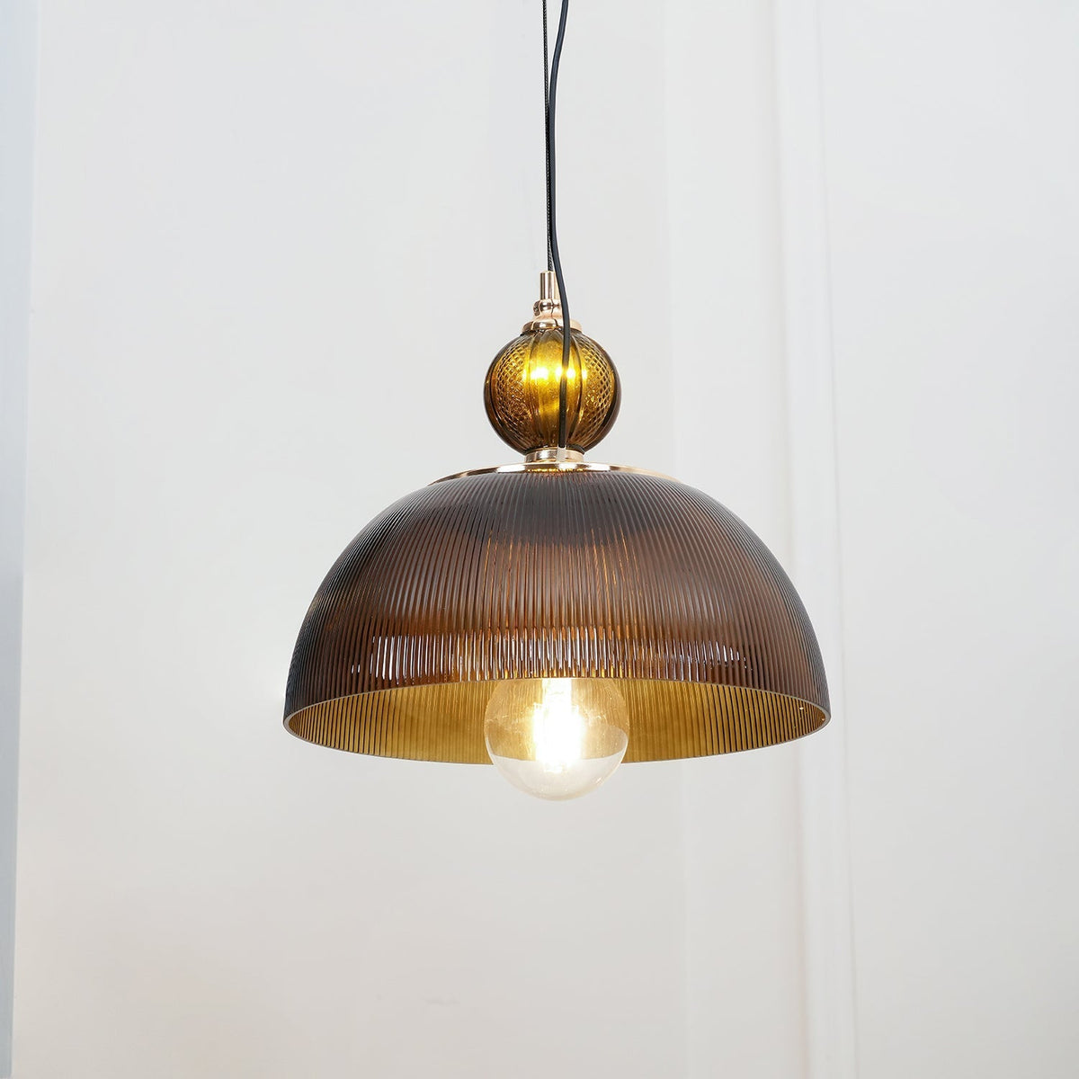 Nray Pendelleuchte aus Glas im Retro-Stil