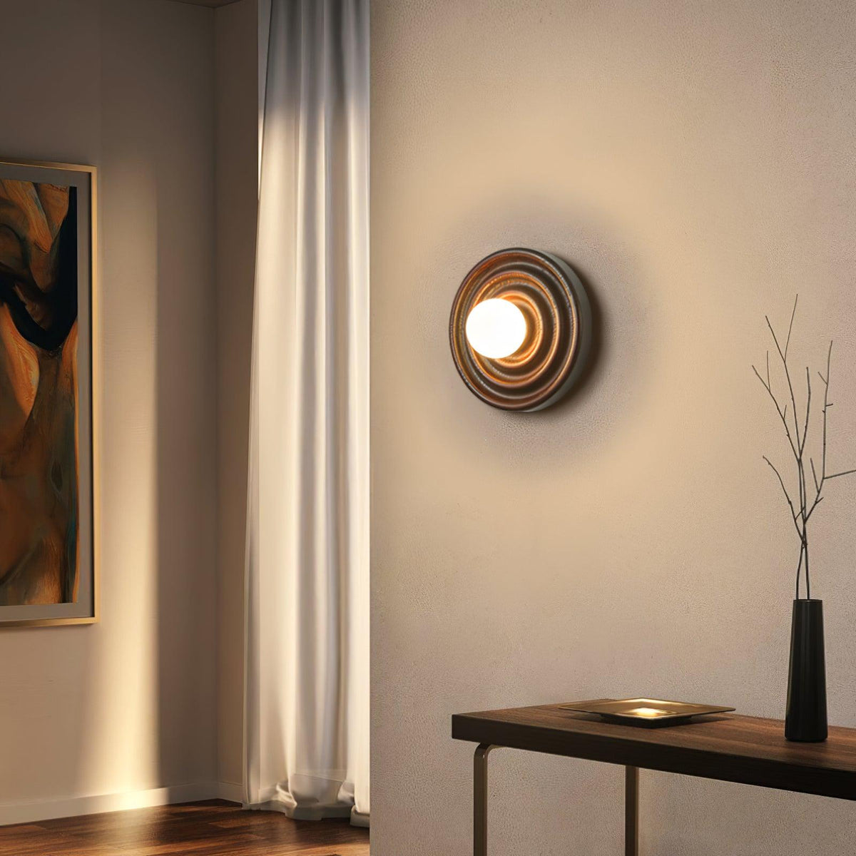 Aldinise Wandleuchte Ripple mit Erlenholzkörper und Kugellampenschirm aus Glas